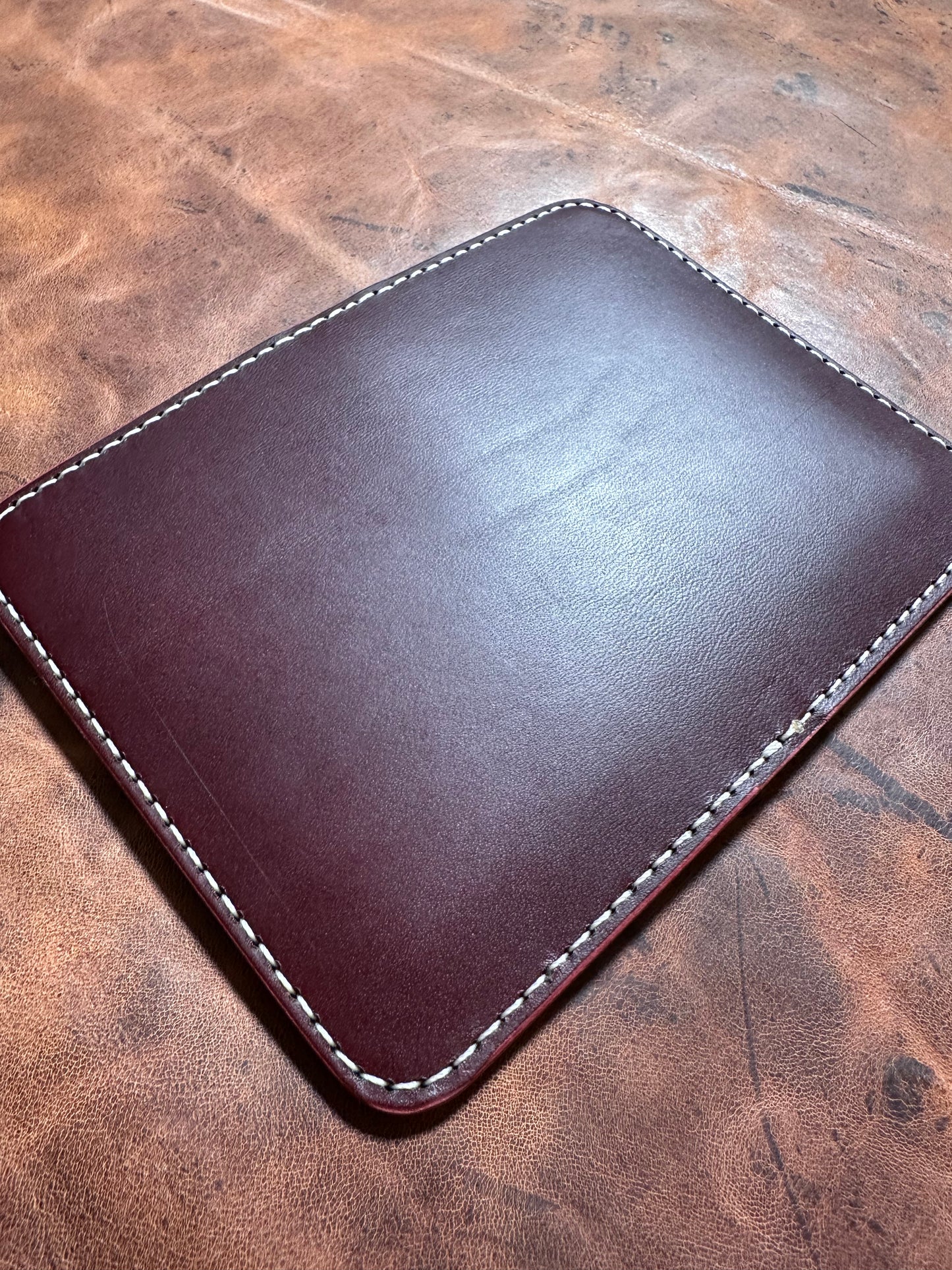 ☄️Comet Vertical Bi-fold wallet